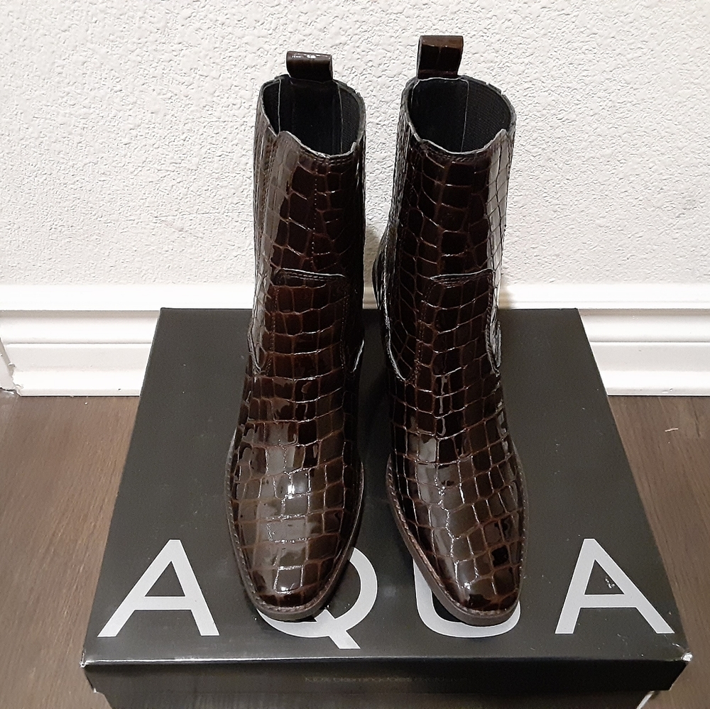 Aqua - Picture 2 of 4